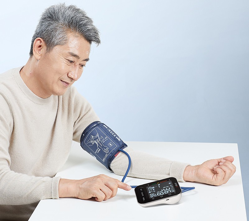 Pangao-The Importance of Blood Pressure Monitoring for COVID-19 Survivors' Long-Term Health