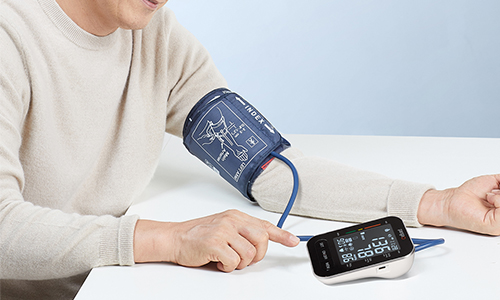 PG-800B18: Accuracy Pangao BP Machine for Everyday Care